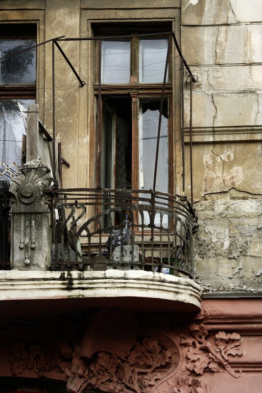балкон в Одессе. 2009 - Николай Семёнов