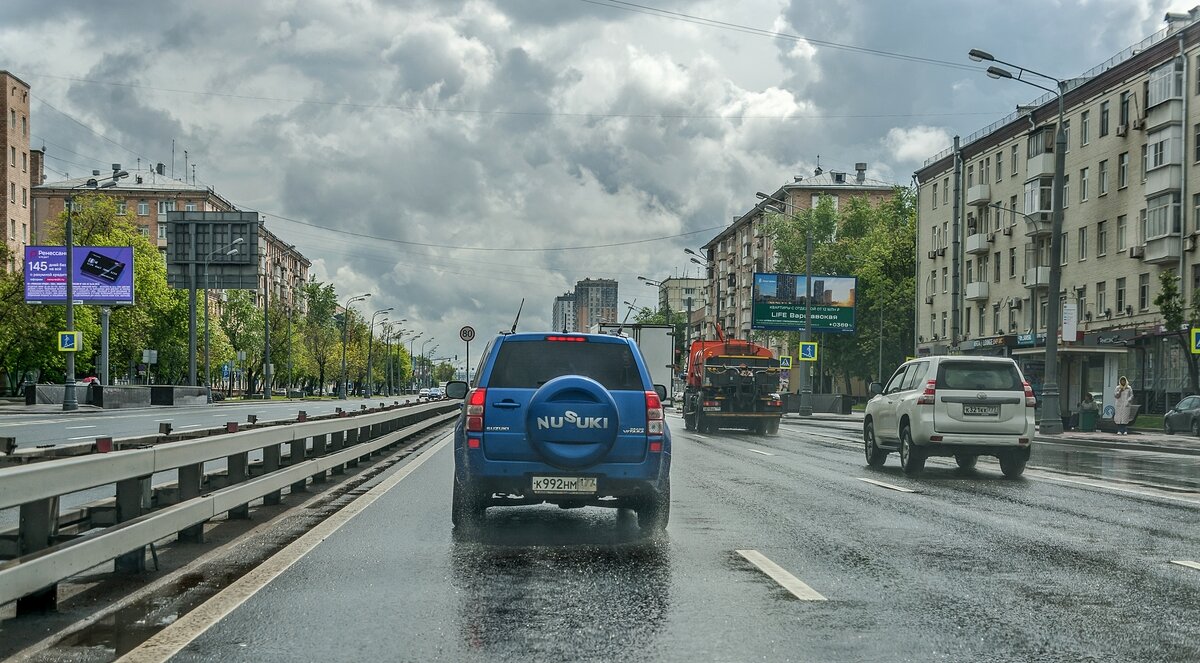 На Варшавском шоссе - Валерий Иванович