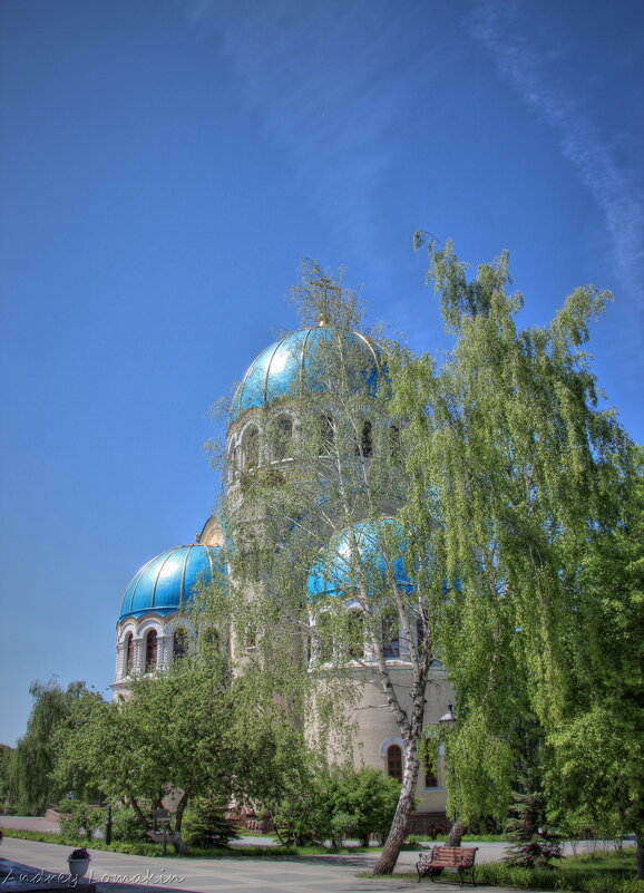 Храм Живоначальной Троицы в честь тысячелетия крещения Руси - Andrey Lomakin