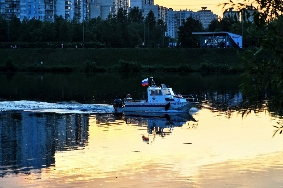 Вечер на реке.... - Анатолий Колосов
