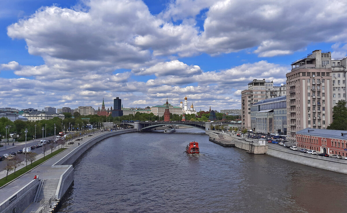 Вид с Патриаршего моста - Елена Кирьянова