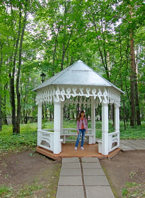 Беседка в старинном парке - Raduzka (Надежда Веркина)