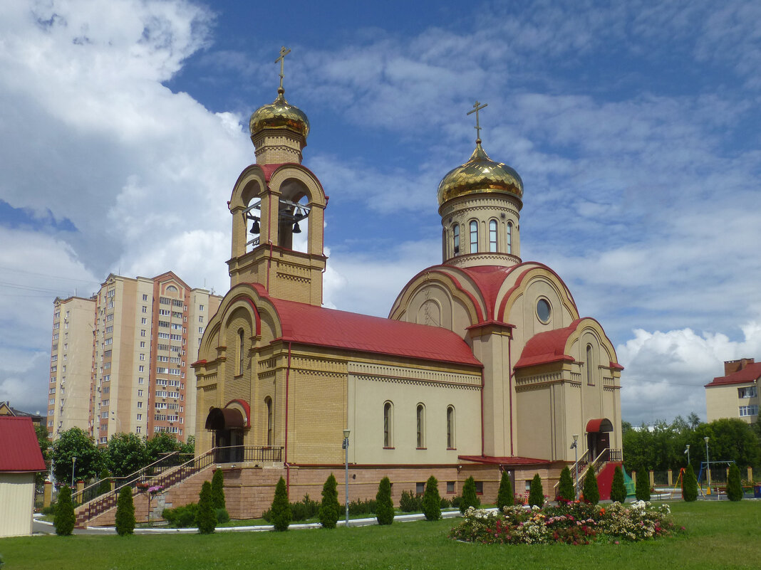 Храм священномученика Кирилла, митрополита Казанского, в городе Казани - Наиля 