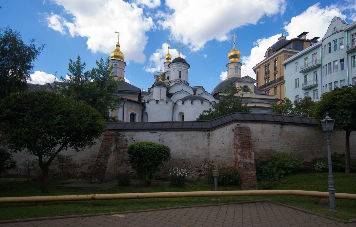 Церковь в  Колымажном  переулке - Наталья Левина