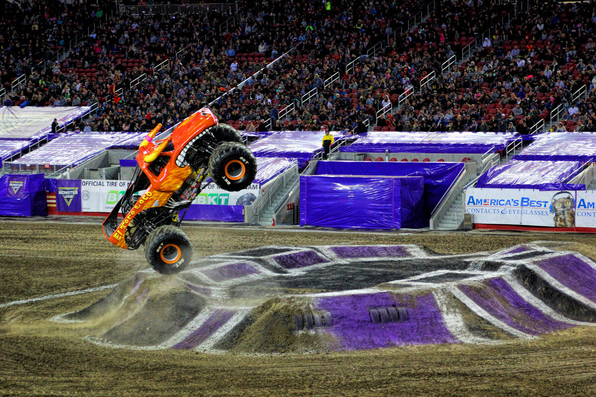 Monster Jam - Олег Ы