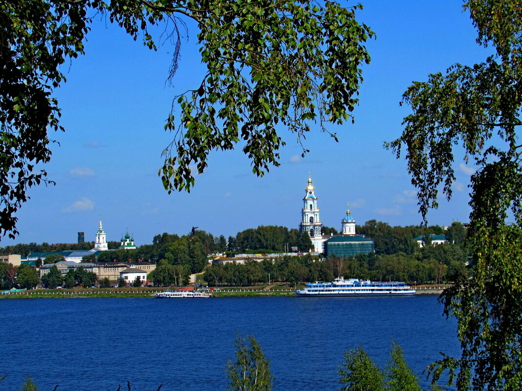 Вид на Кострому с правого берега Волги - Лидия 