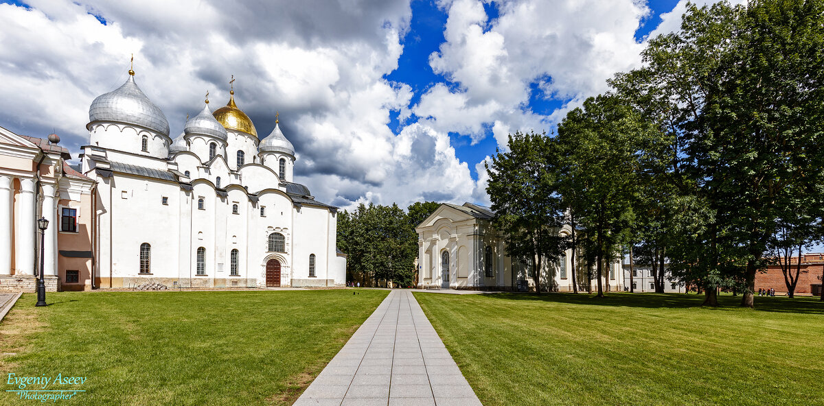 В Новгородском Кремле. Софийский собор - Евгений 