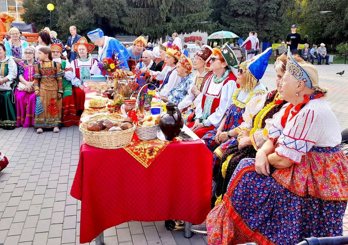 Фольклёрный ансамбль . День города . Бердску 306 лет . - Мила Бовкун