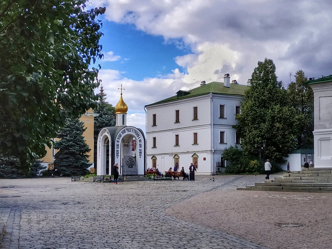площадь Данилова монастыря - Валентина. .