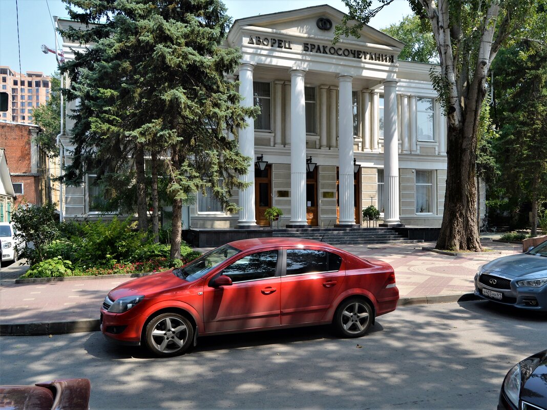 Ростов-на-Дону. Кировский городской Дворец бракосочетаний. - Пётр Чернега