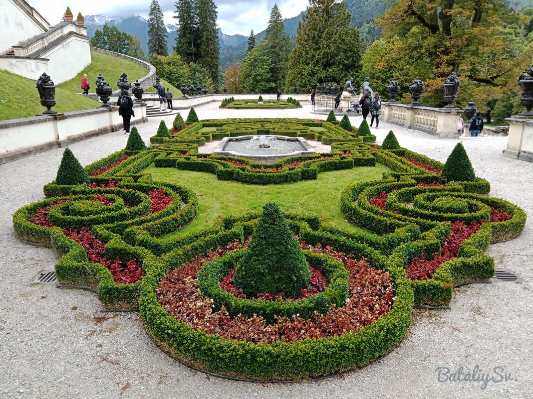 территория замка Linderhof - Светлана Баталий