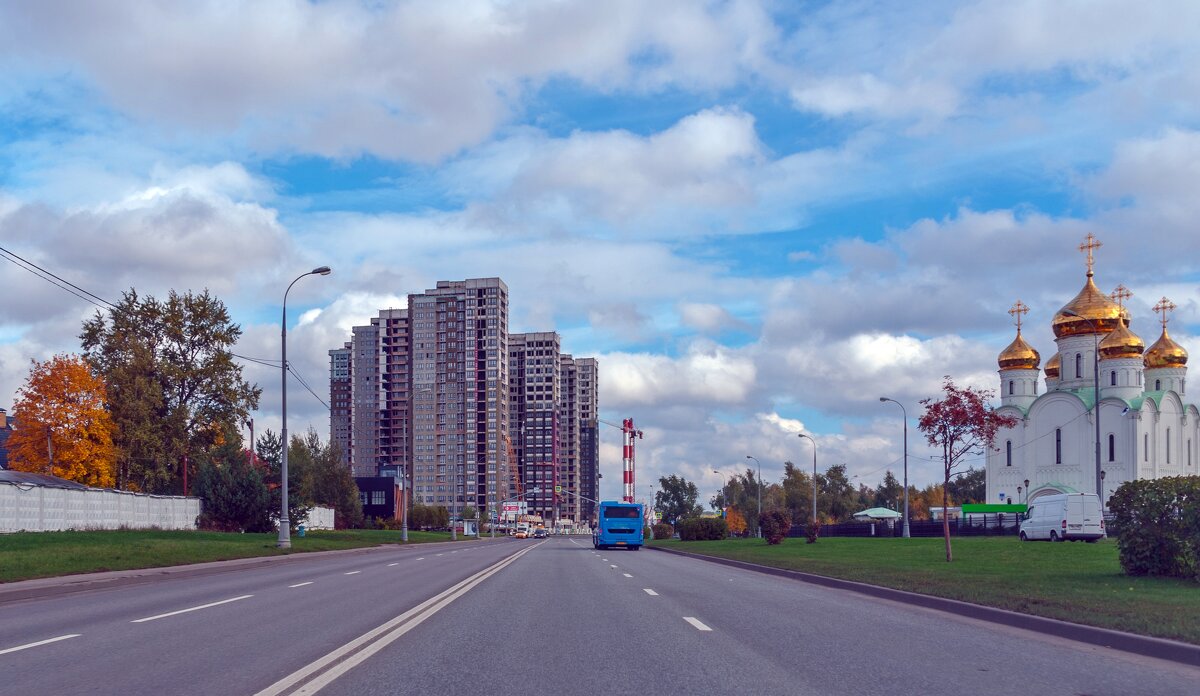 По ул.Бартеневская в Южном Бутово г.Москвы - Валерий Иванович