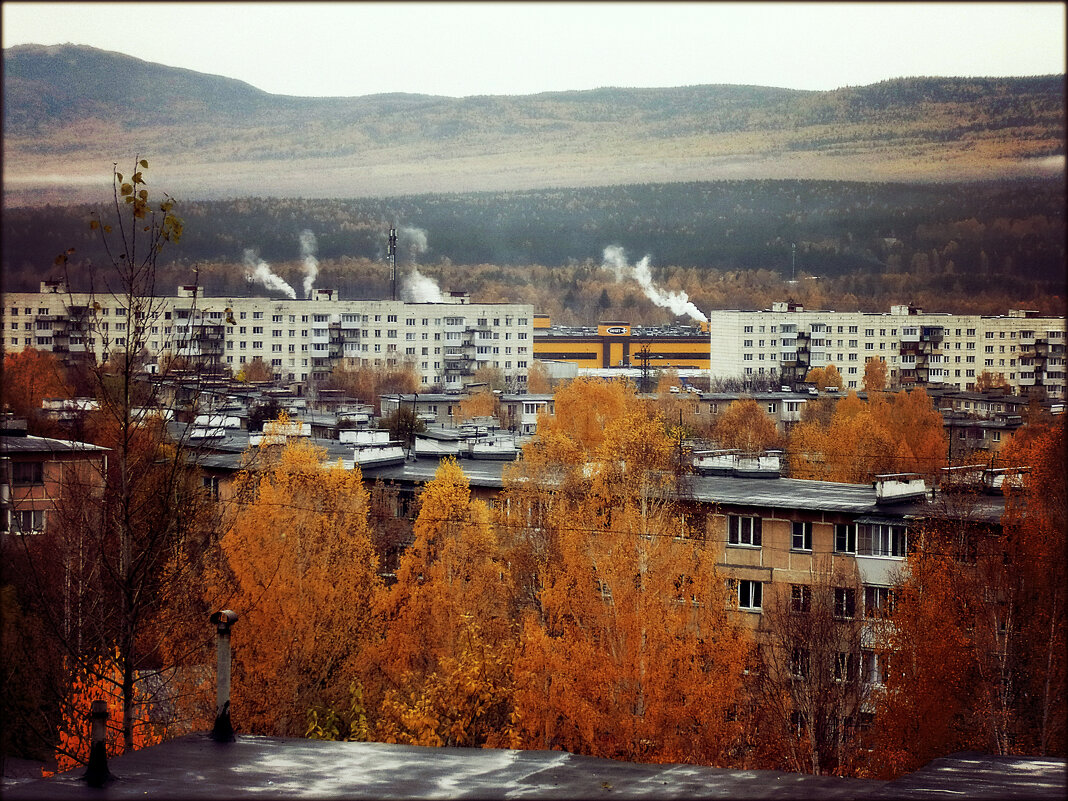 Осень в городе.. - Александр Шимохин