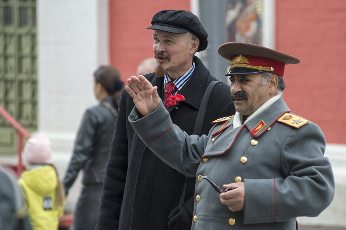 "Правильной дорогой идёте, товарищи!" - Александр Степовой 