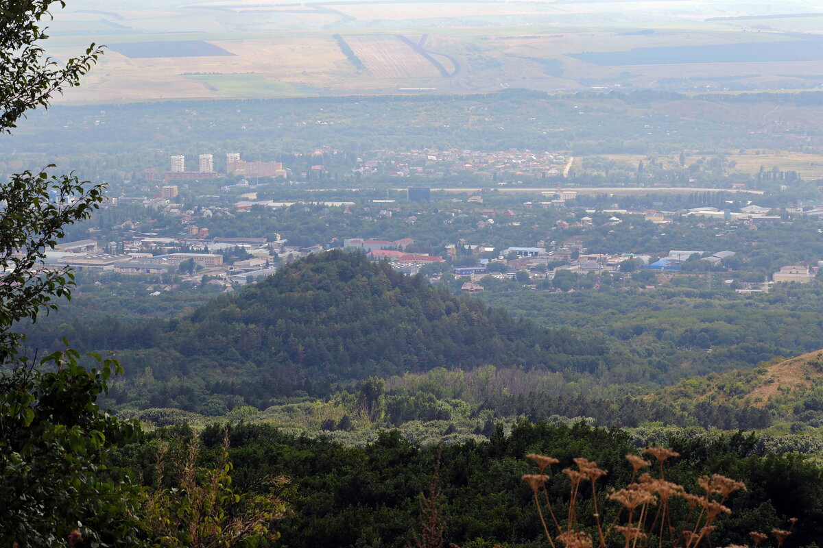 Горка в дымке - M Marikfoto