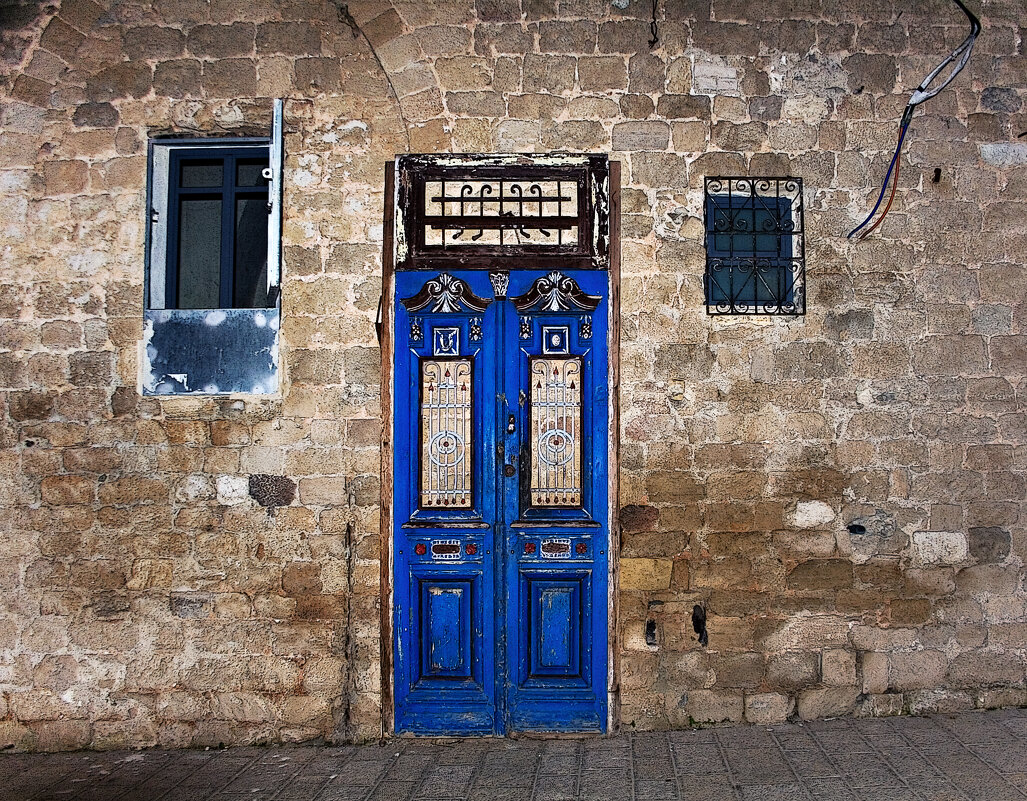Эта синяя, синяя дверь - Валерий Готлиб