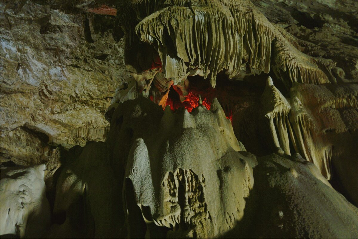 Чудище в Пещере Нового Афона - Наталия Григорьева
