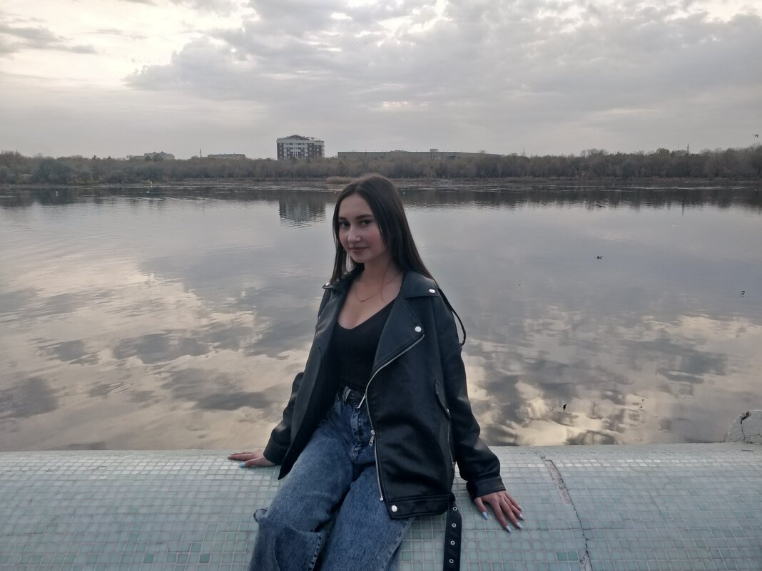 Вечером,у озера - Андрей Хлопонин