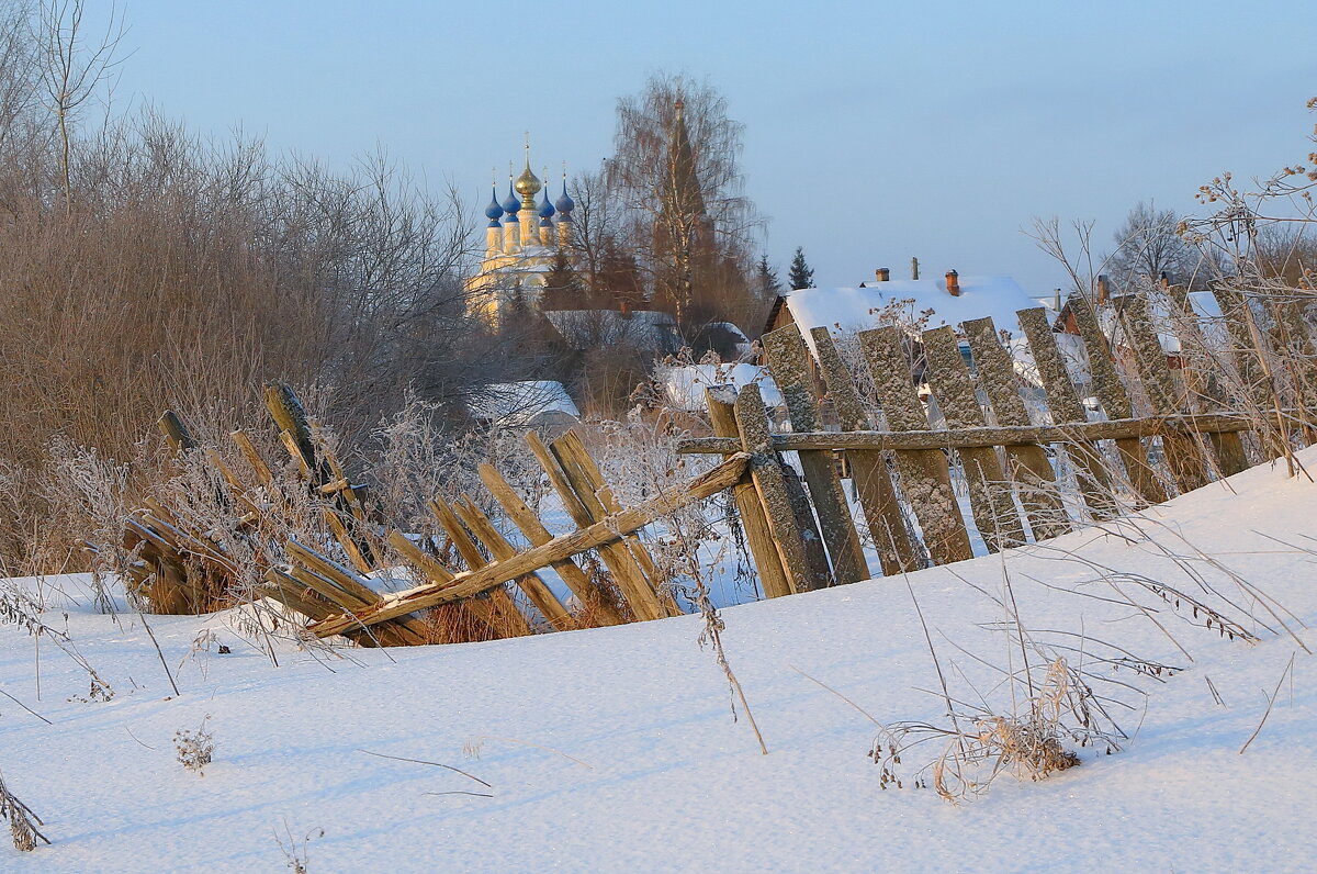 Край деревни ... зима - Andrey Bragin 