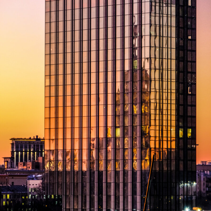 Отражение на башню Москва-Сити - Георгий А