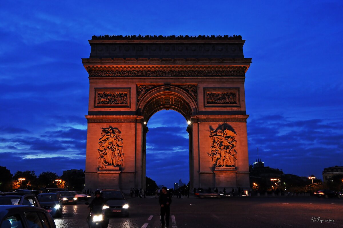 Триумфальная арка (фр. Arc de triomphe de l’Étoile) - Aquarius - Сергей