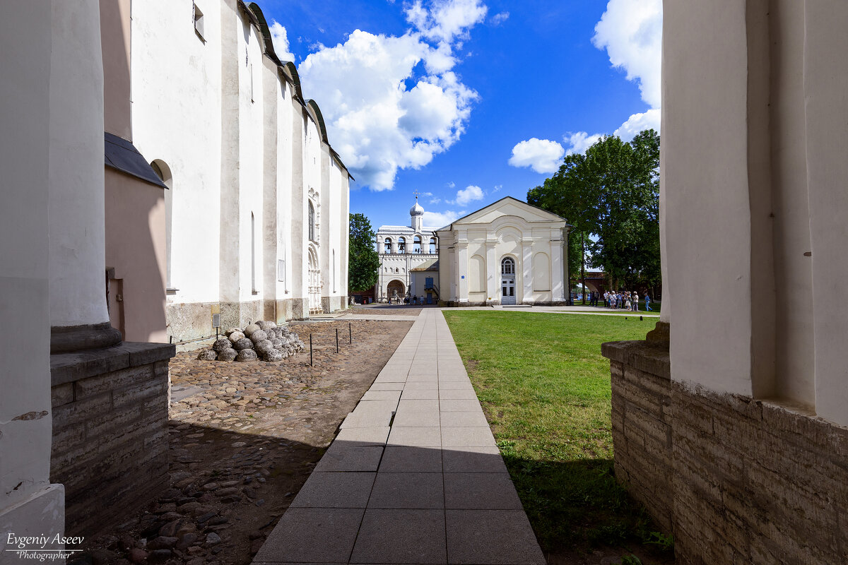 В Новгородском Кремле - Евгений 