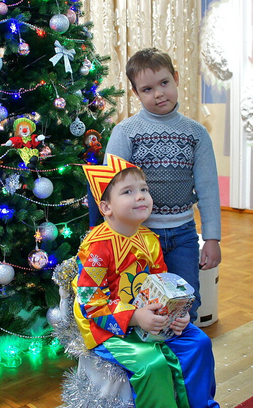 Со старшим братом - Елена Кирьянова