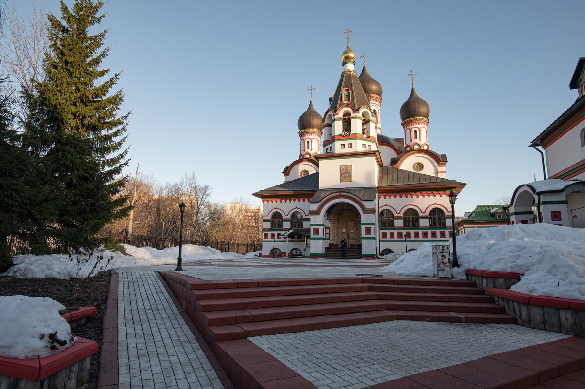 Церковь Троицы Живоначальной Королев