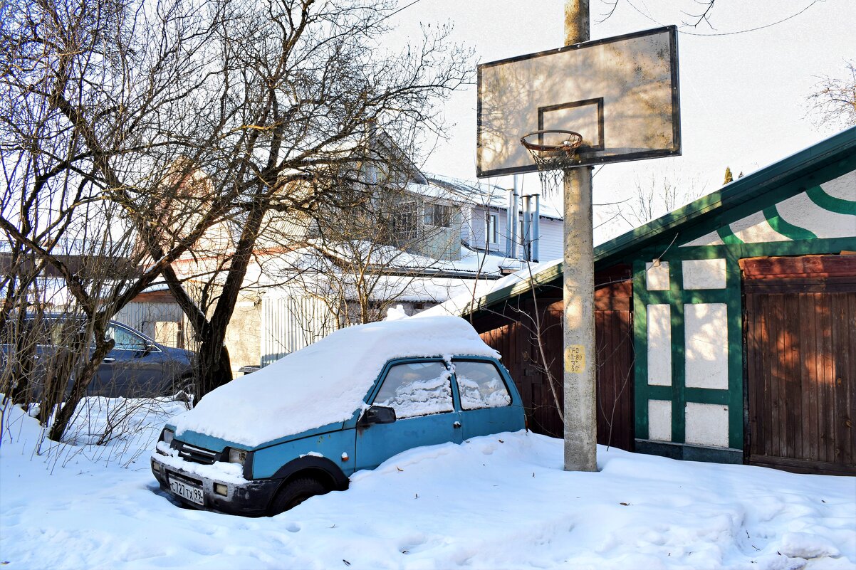 Мала машинка для баскетболиста. - Татьяна Помогалова