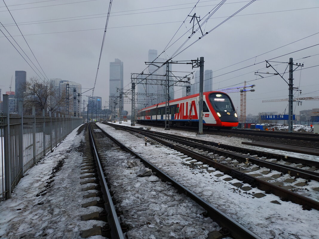 Непарадный вид на Москву-Сити - Андрей Лукьянов