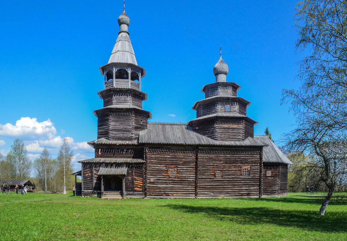 Старинная рубленая церковь в Витославицах - Стальбаум Юрий 