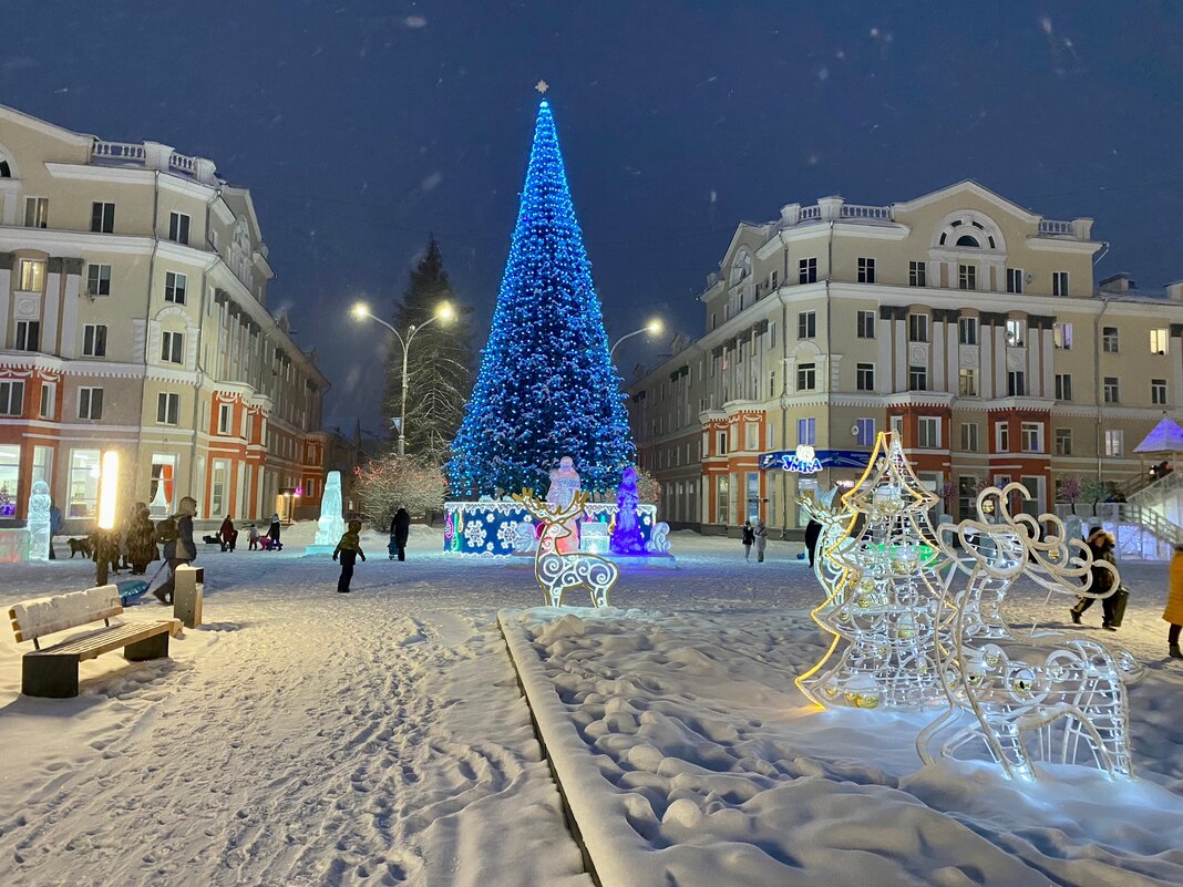 Новогодняя площадь - Алевтина 
