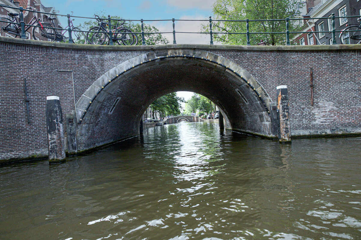 Каналы Амстердама. - Lucy Schneider 
