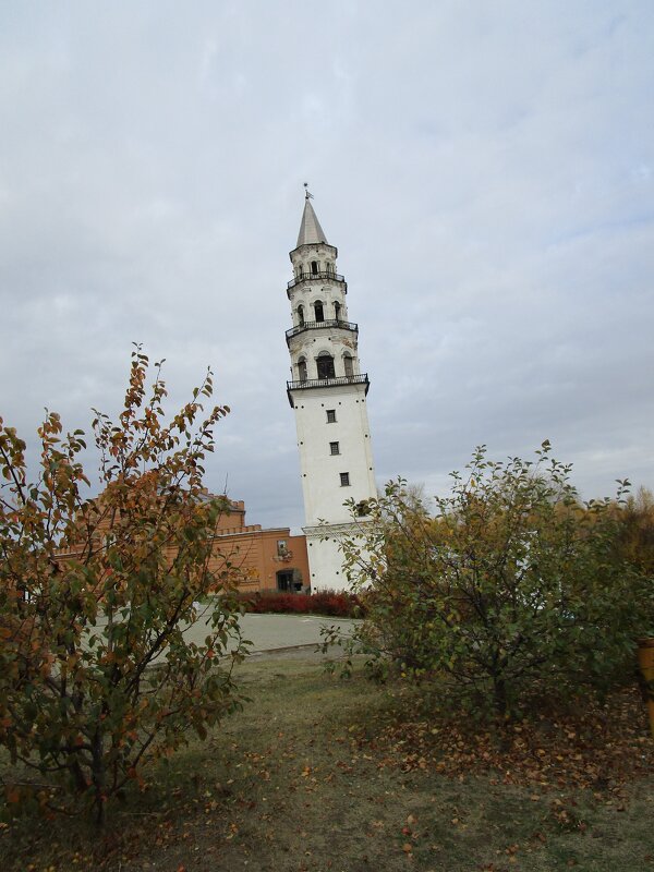 Невьянская наклонная башня - Елена Шаламова