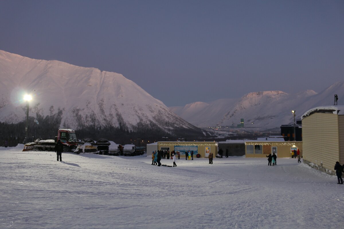 Снежная деревня в Хибинах - Ольга 