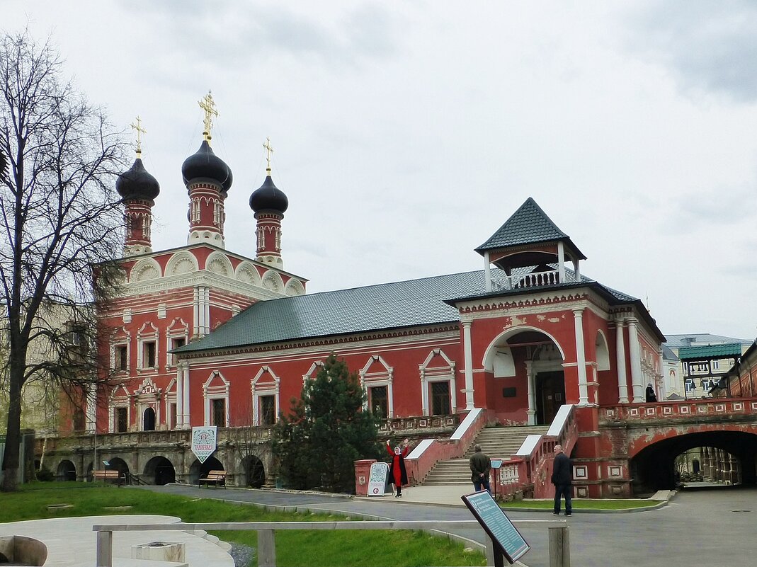 Церковь Преподобного Сергия Радонежского - Лидия Бусурина