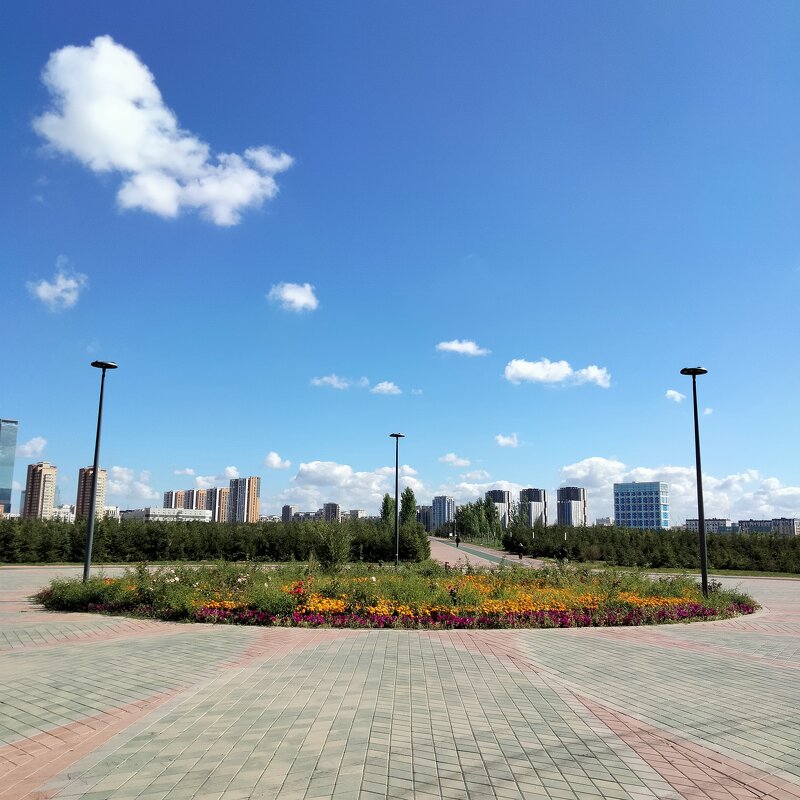 Астана, лето, парк. 2022 год. - Динара Каймиденова