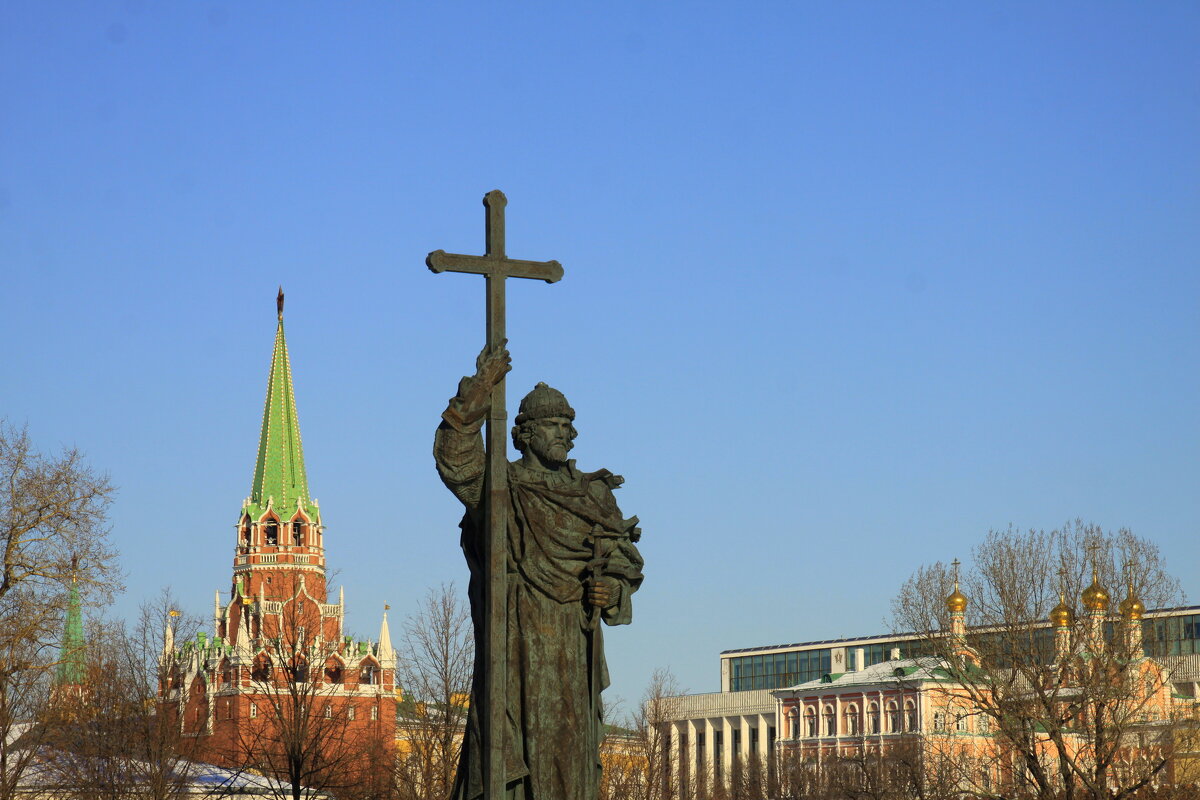 Памятник Владимиру Великому - Валентина 