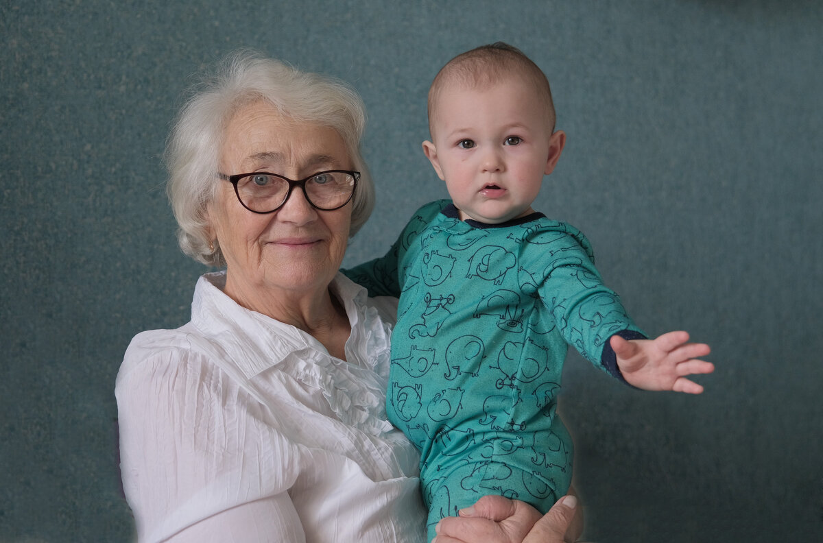 Бабушка и внук - Dmitry i Mary S