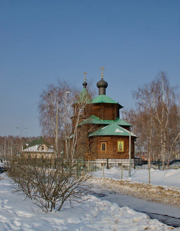 Деревянная церковь в Москве - Александр Чеботарь