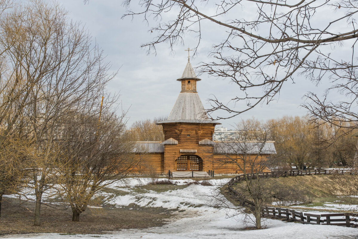 Проездная башня Николо-Корельского монастыря - Сергей Лындин