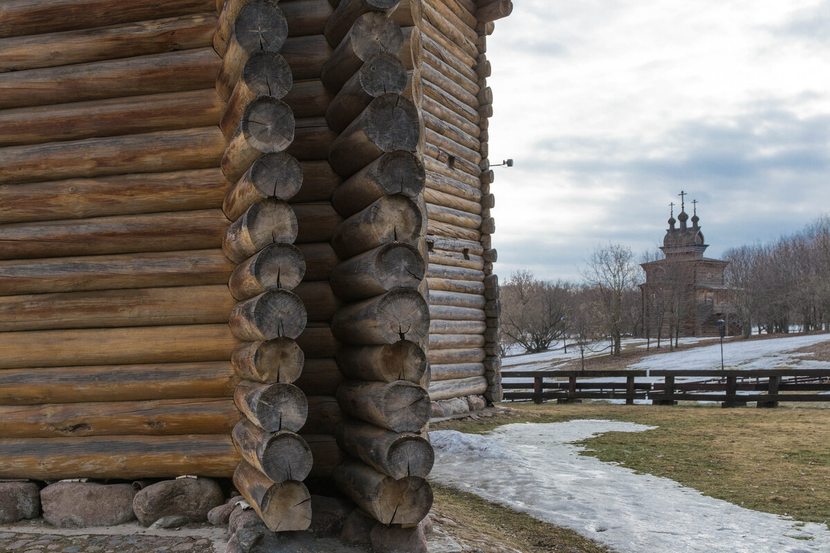 Русское деревянное зодчество - Сергей Лындин