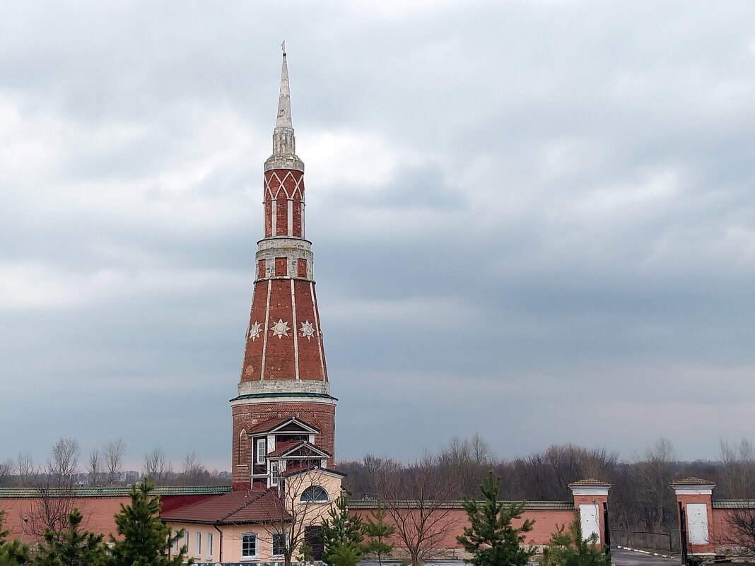 Башня Старо-Голутвина монастыря - Tarka 