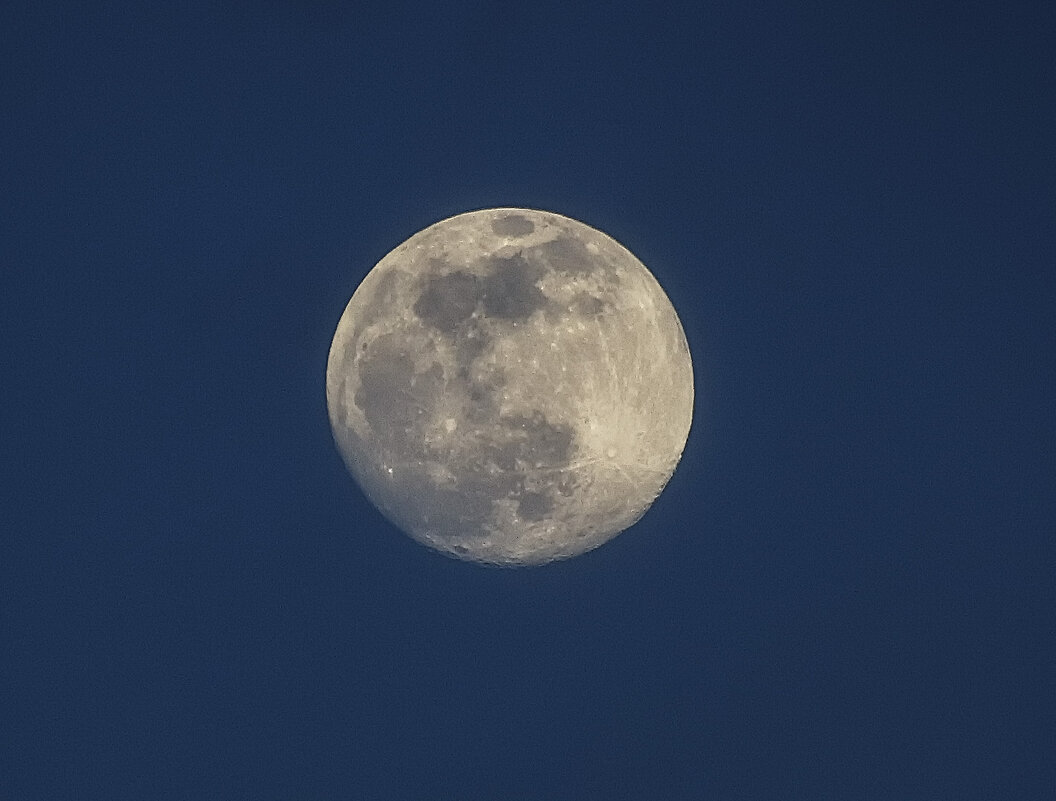 Луна вчера 5.04 - Alexander Andronik