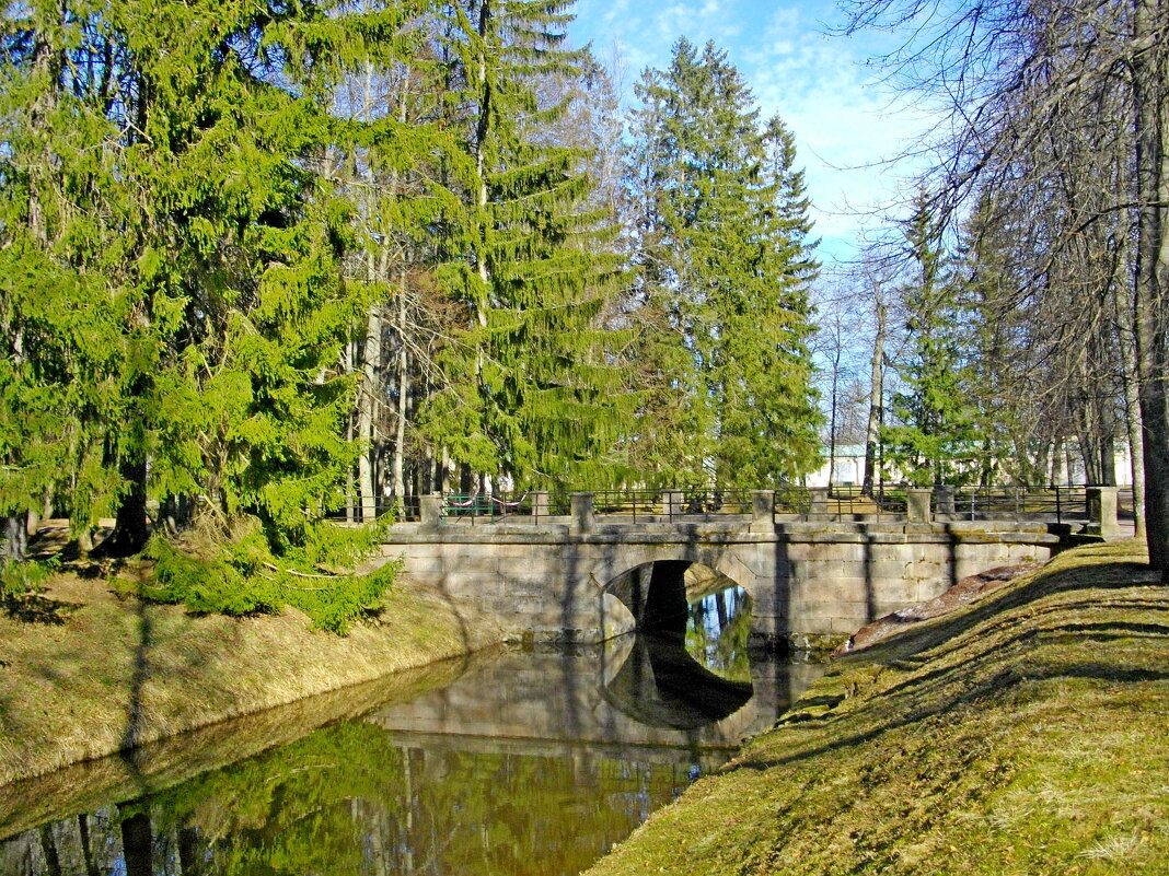 Мост через п-образный пруд - Лия ☼