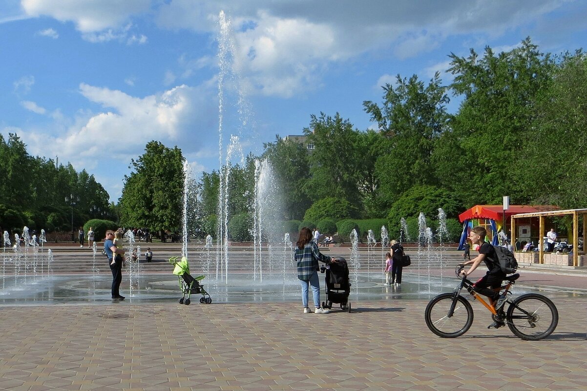 Светомузыкальный фонтан в парке Плевен - Татьяна Смоляниченко