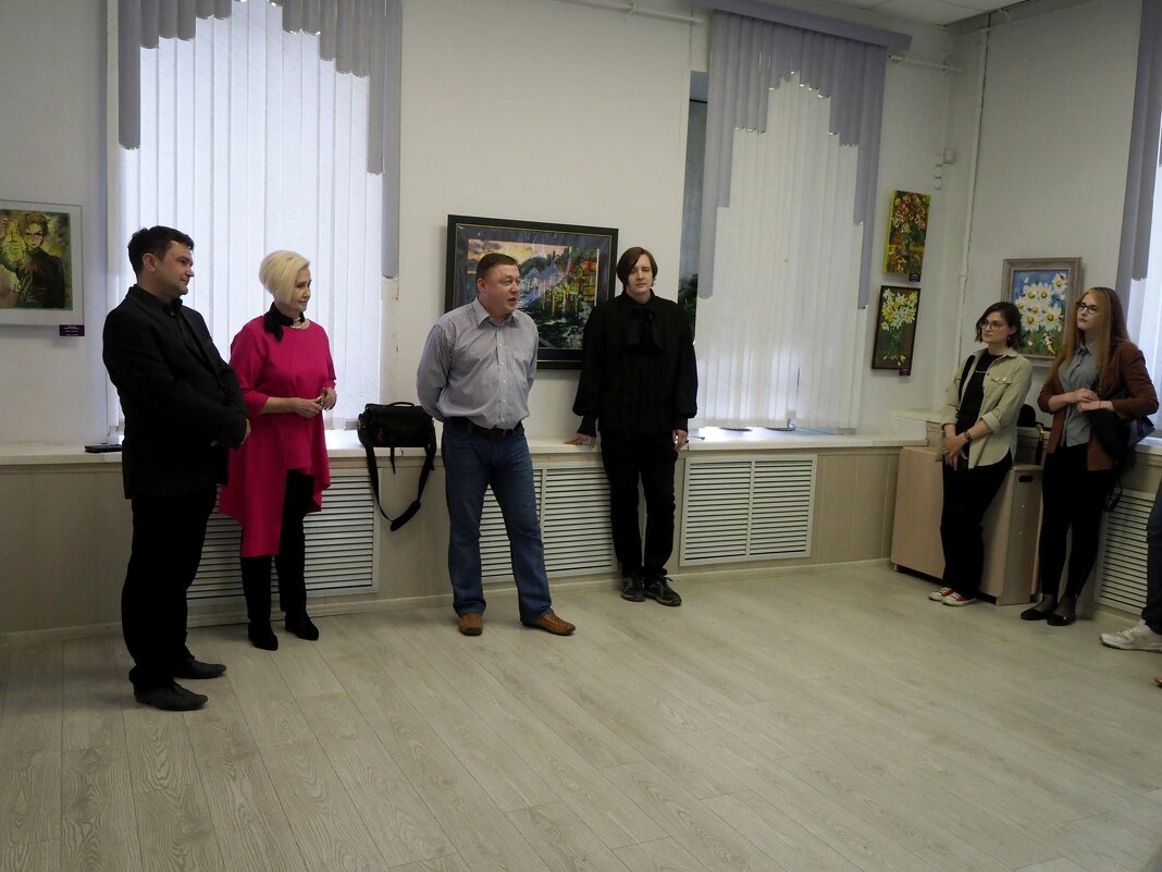 В ГВЗ Брянска открылась выставка 2х художников - Евгений 