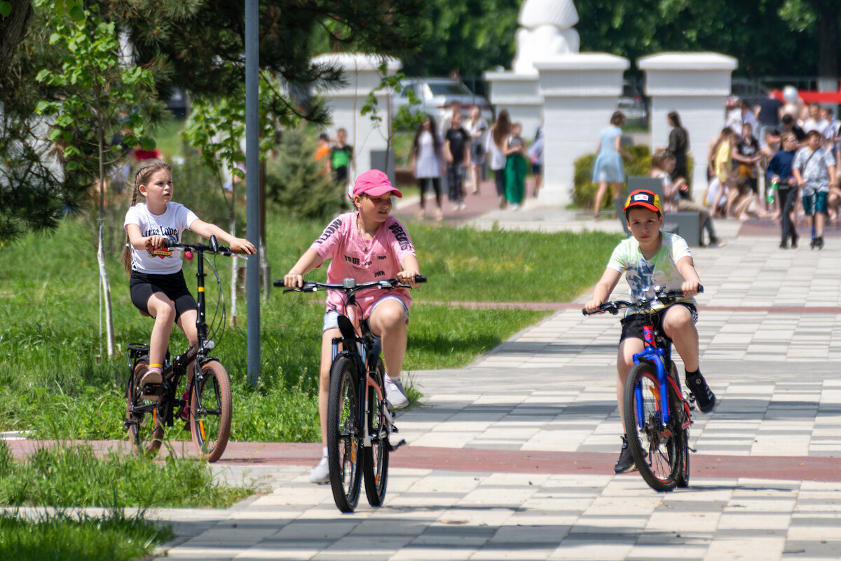 Прогулка по городу - Игорь Сикорский