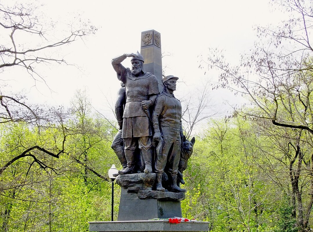 Пограничникам всех поколений - Фёдор Меркурьев