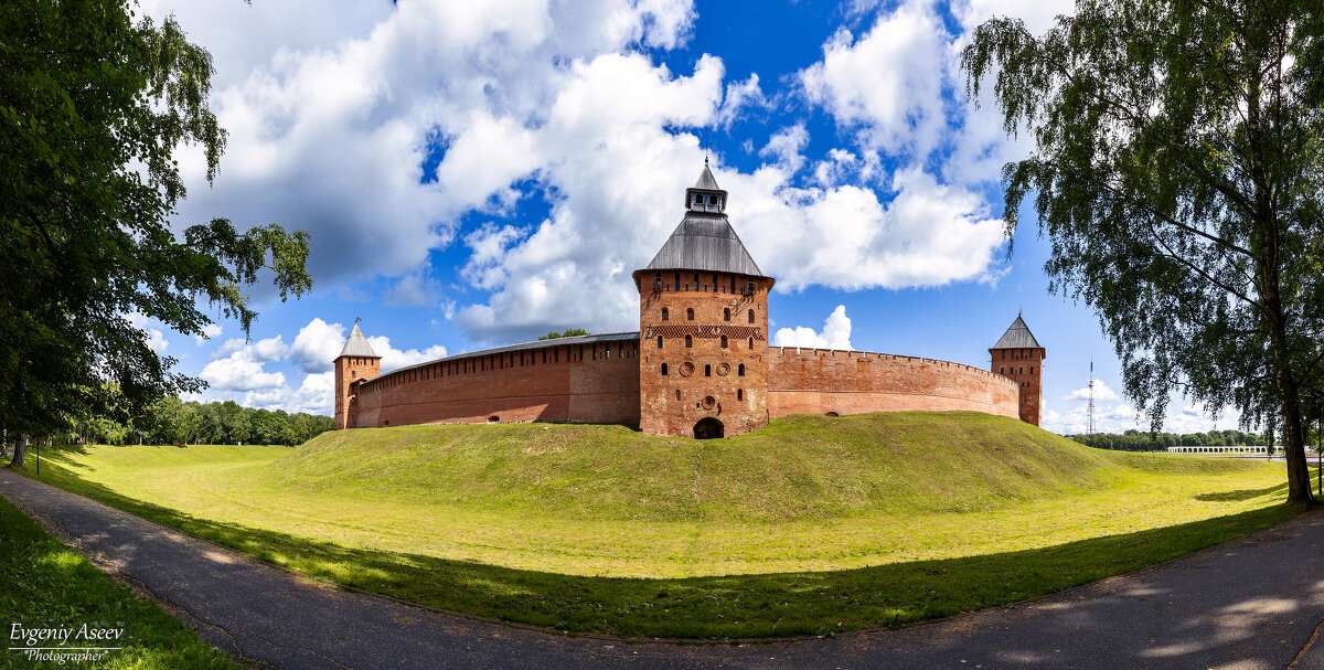 Новгородские стены - Евгений 